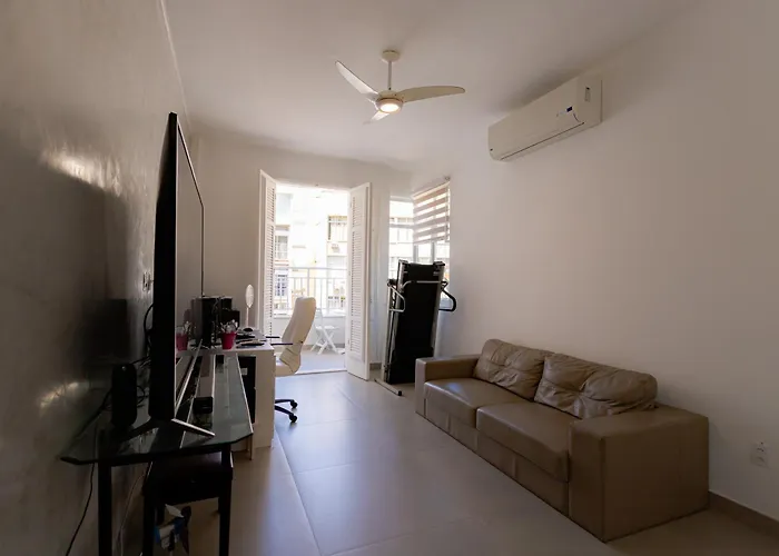 Suh Copacabana 100 Penthouse