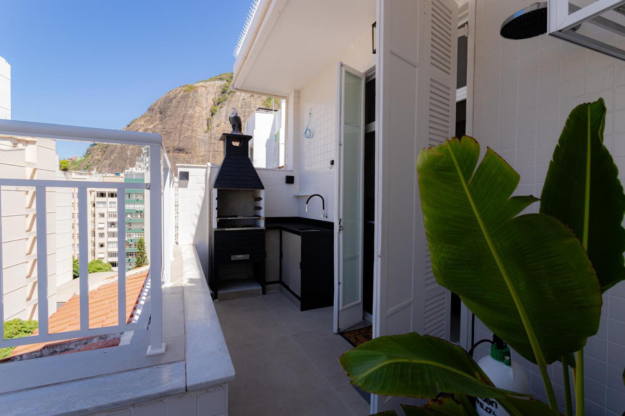 Suh Copacabana 100 Penthouse